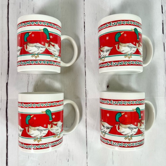 Vintage Mallard Ducks with Red Bows Christmas Mugs set of 4 - Picture 3 of 9
